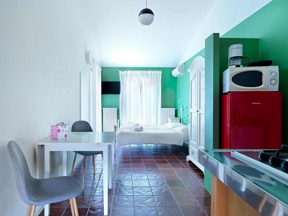 Residence Il Melograno Manerba del Garda Εξωτερικό φωτογραφία